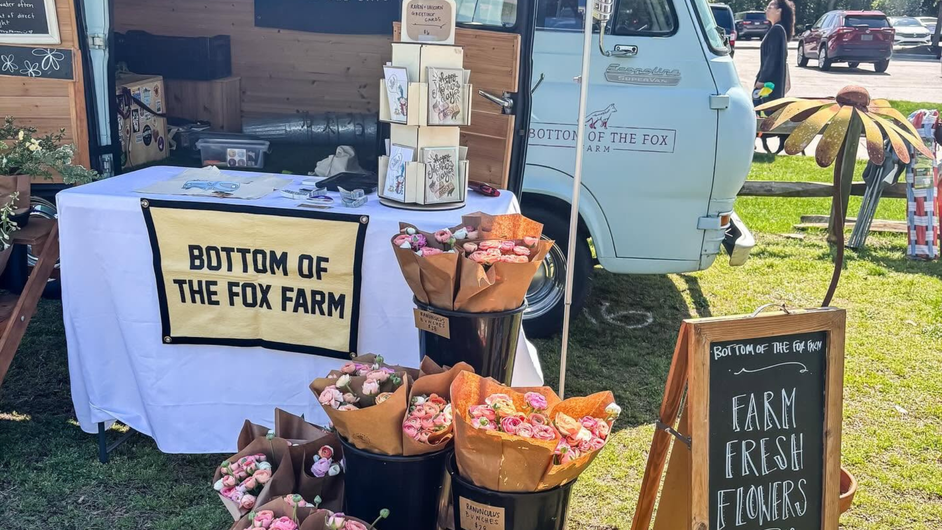 Bottom of the Fox Flower Truck Pop-Up
